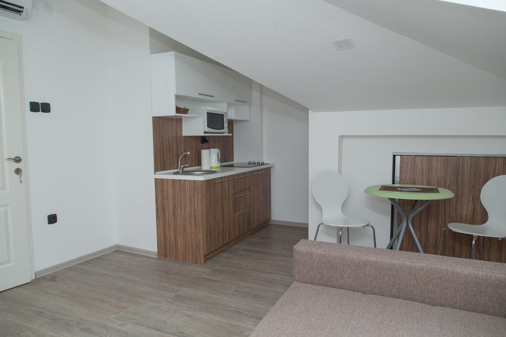 Nis City Center Guest House Room photo